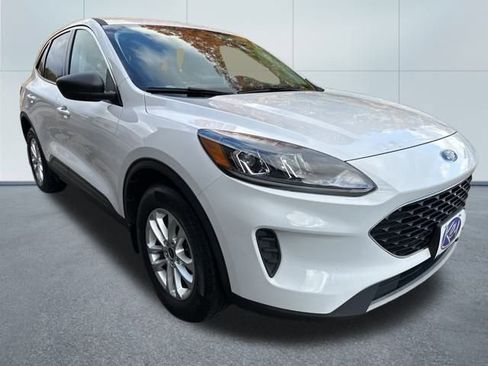 Used 2022 Ford Escape SE w/ Convenience Package image 2