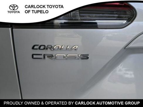 Used 2025 Toyota Corolla Cross XLE w/ Convenience Package image 33
