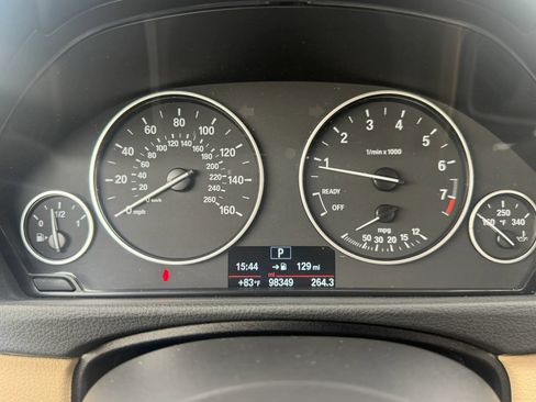 Used 2015 BMW 320i Sedan RWD image 11