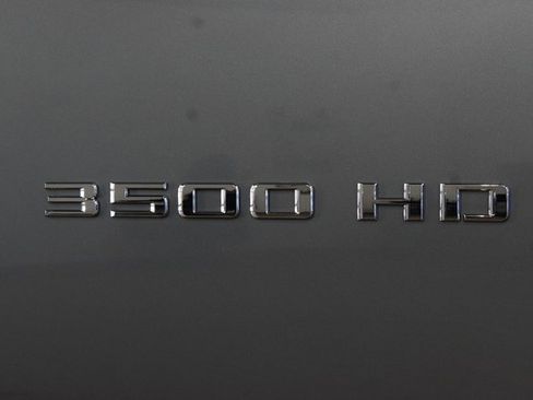 Used 2024 Chevrolet Silverado 3500 W/T image 17