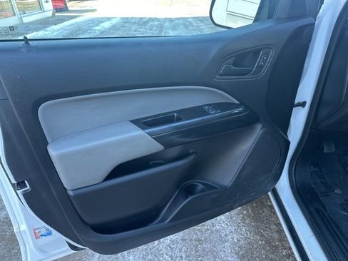 Used 2022 Chevrolet Colorado W/T w/ WT Convenience Package image 12