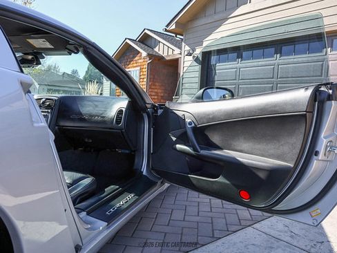 Used 2010 Chevrolet Corvette Coupe w/ 1LT image 25