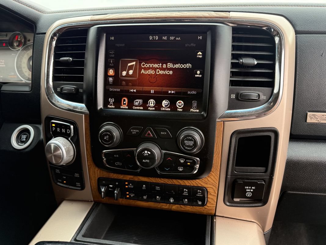 Used 2015 RAM 1500 Laramie Longhorn w/ Convenience Group AWD/4WD image 18