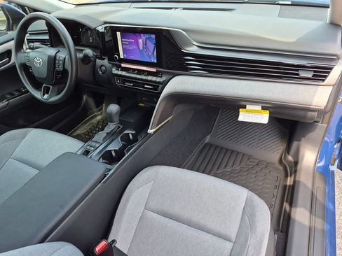 Used 2026 Toyota Camry LE FWD image 31