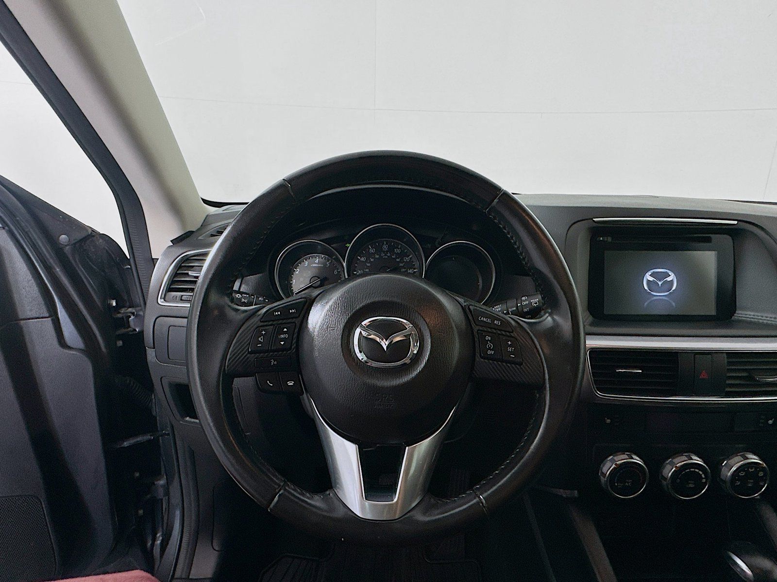 Used 2016 MAZDA CX-5 Touring w/ Bose/Moonroof Package FWD image 11