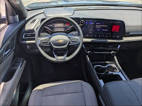 New 2026 Chevrolet Traverse LT w/ Driver Confidence Package FWD image 17