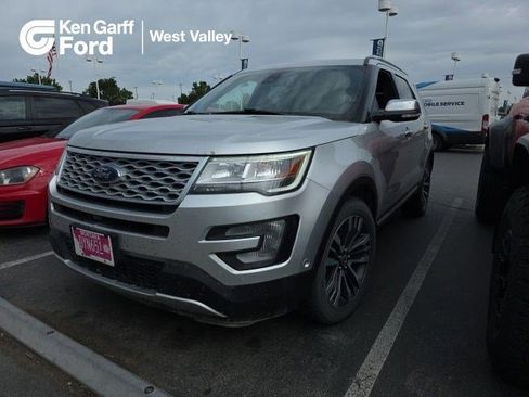 Used 2017 Ford Explorer Platinum AWD/4WD image 1