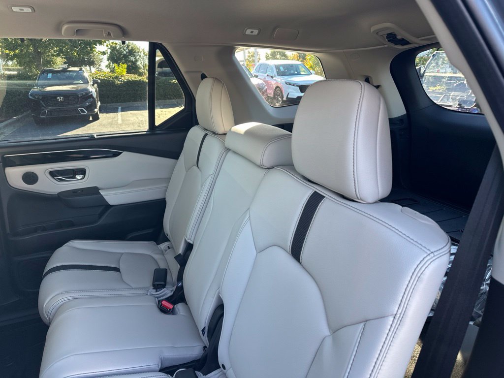 New 2026 Honda Pilot EX-L image 14