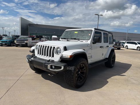 Used 2022 Jeep Wrangler Unlimited Sahara w/ Cold Weather Group image 1