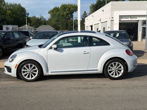 Used 2019 Volkswagen Beetle 2.0T SE FWD image 5
