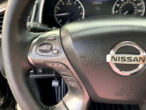 Used 2019 Nissan Murano Platinum w/ Cargo Package FWD image 22