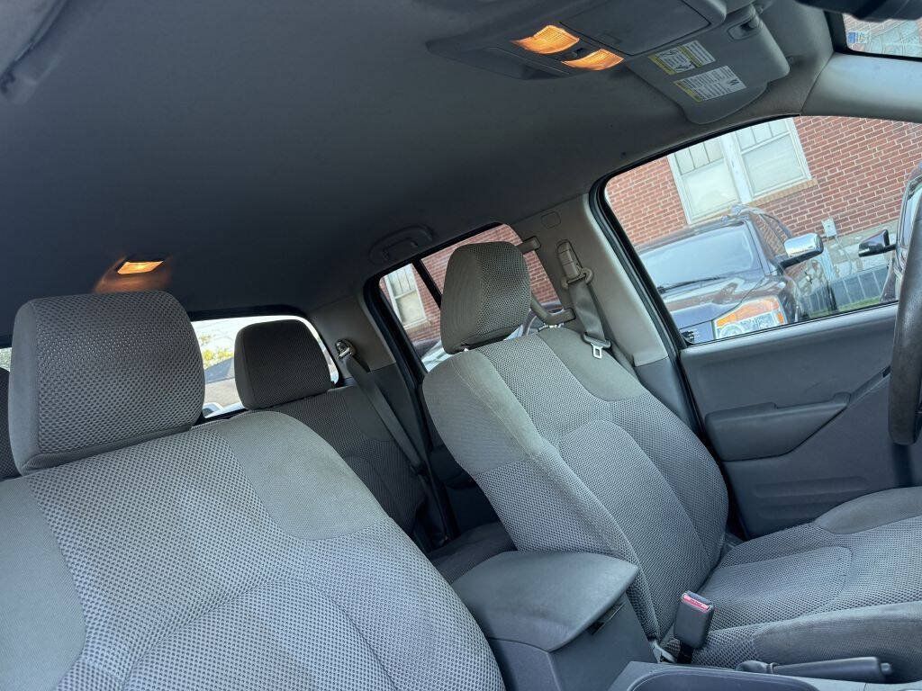 Used 2017 Nissan Frontier SV w/ SV Value Truck Package RWD image 21