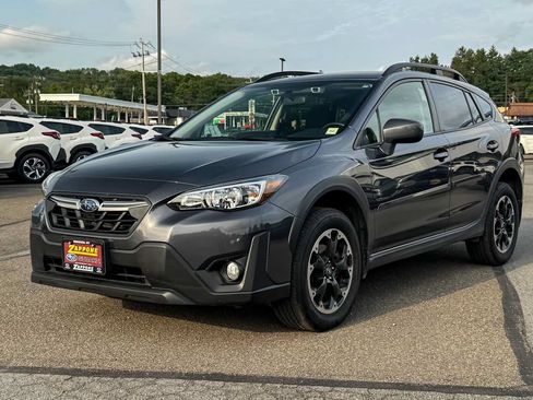 Used 2021 Subaru Crosstrek 2.0i Premium w/ Moonroof Package AWD/4WD image 7