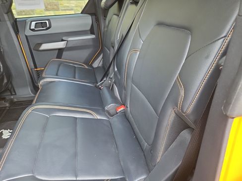 Used 2022 Ford Bronco Badlands w/ Sasquatch Package image 27