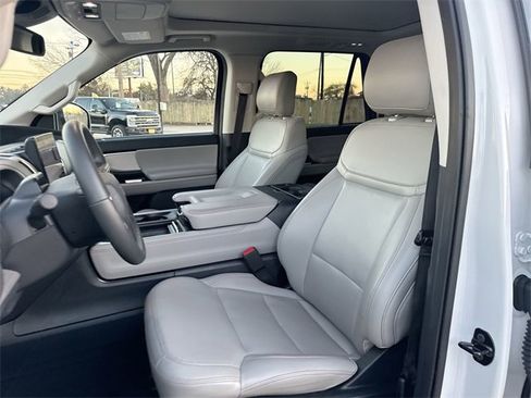 Certified 2025 Ford Expedition Max Active image 17