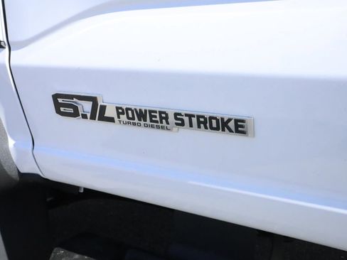 Used 2024 Ford F450 XL image 21