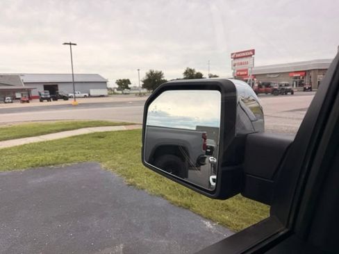 Used 2020 Ford F150 Lariat w/ Equipment Group 502A Luxury AWD/4WD image 38