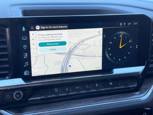 Used 2025 Chevrolet Silverado 2500 LT w/ Convenience Package image 24