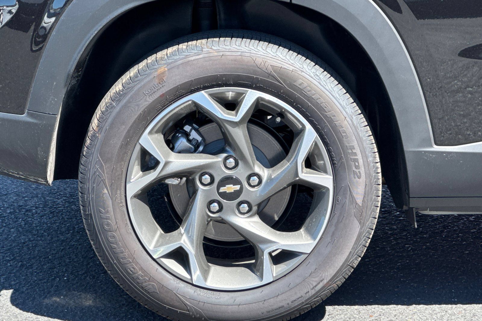 Used 2026 Chevrolet Trax LT w/ LT Convenience Package FWD image 41