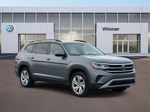 Used 2022 Volkswagen Atlas SE w/ Panoramic Sunroof Package image 5