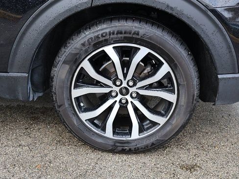 Used 2022 Ford Explorer ST-Line w/ Class IV Trailer Tow Package RWD image 25