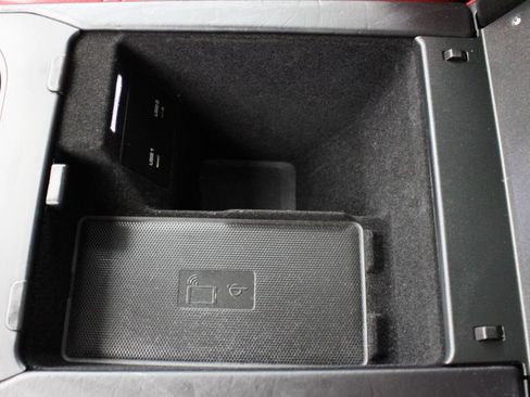 Used 2021 Porsche Cayenne image 66