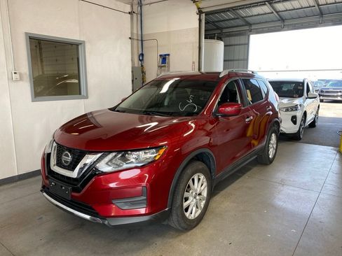 Used 2020 Nissan Rogue SV AWD/4WD image 2