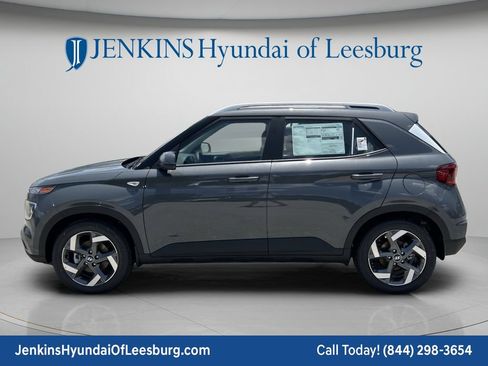 New 2026 Hyundai Venue SEL FWD image 9