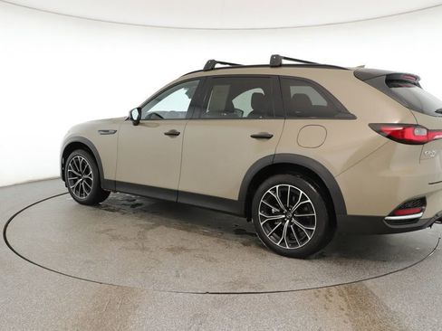 Used 2025 MAZDA CX-70 Plug-In Hybrid w/ Premium Plus image 3