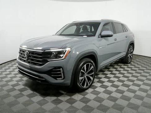 New 2026 Volkswagen Atlas Cross Sport SEL Premium R-Line image 2