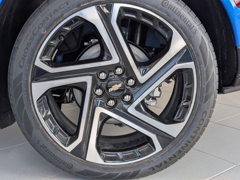 New 2026 Chevrolet Equinox EV LT w/ Convenience Package II image 43