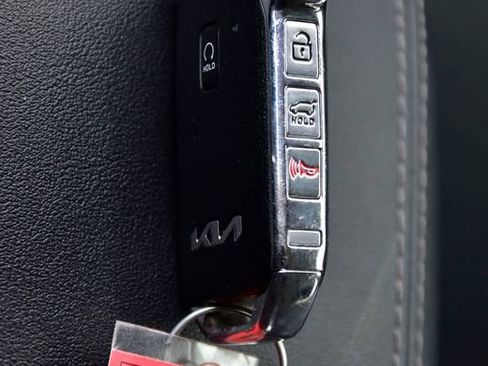 Certified 2023 Kia Sorento EX AWD/4WD image 32