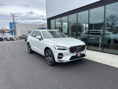 Used 2022 Volvo XC60 T8 Inscription w/ Advanced Package