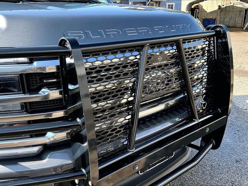 Used 2023 Ford F350 Limited w/ FX4 Off-Road Package AWD/4WD image 30