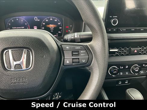 Used 2025 Honda Accord SE image 11