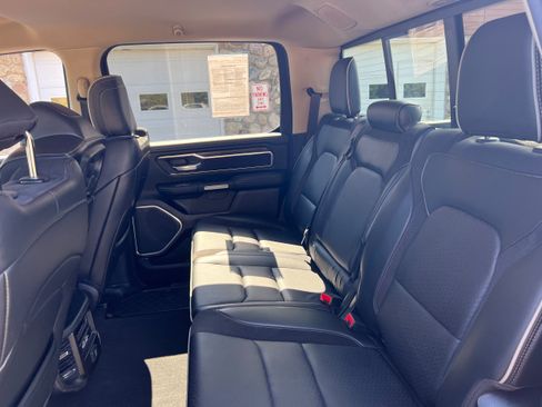 Used 2020 RAM 1500 Laramie AWD/4WD image 10