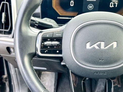 Certified 2024 Kia Sorento S image 25