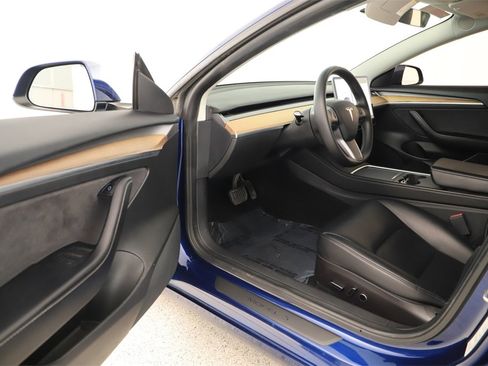 Used 2022 Tesla Model 3 Long Range image 14