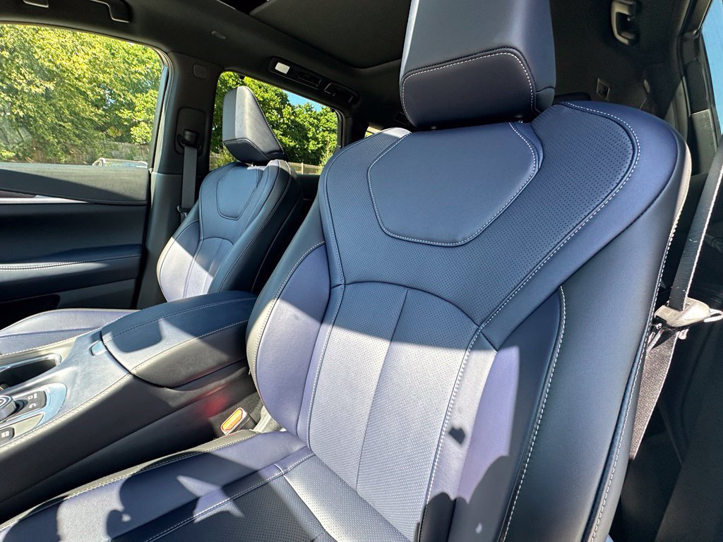 Certified 2026 INFINITI QX60 Sport w/ Dark Cargo Package AWD/4WD image 15