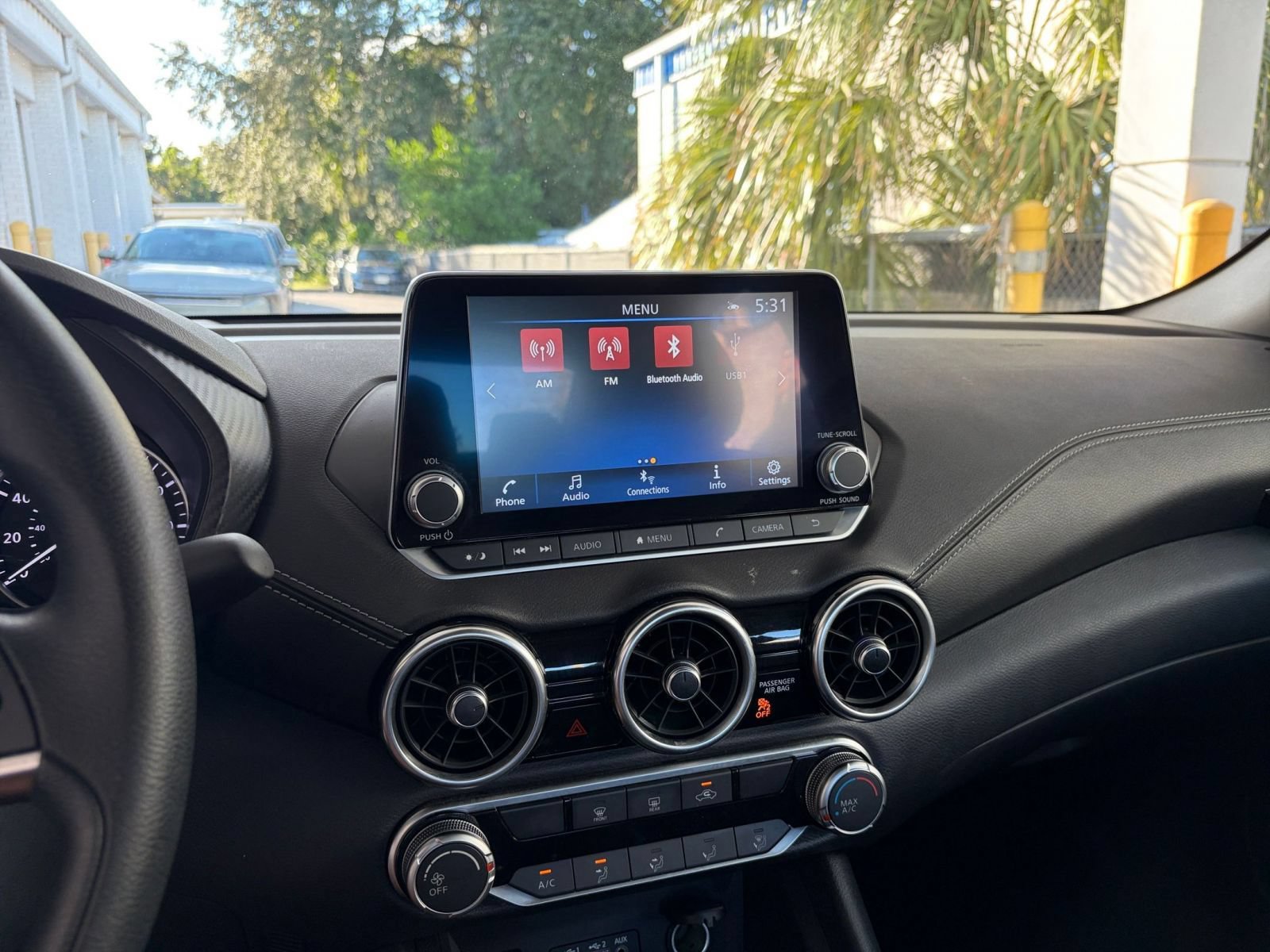 Used 2025 Nissan Sentra SV FWD image 16