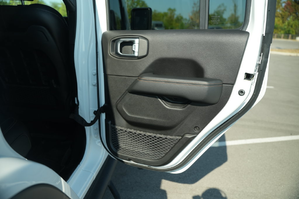 Used 2023 Jeep Wrangler Unlimited Rubicon 392 w/ Trailer Tow Package AWD/4WD image 24