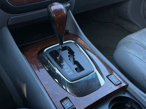 Used 2005 Acura MDX Touring image 27