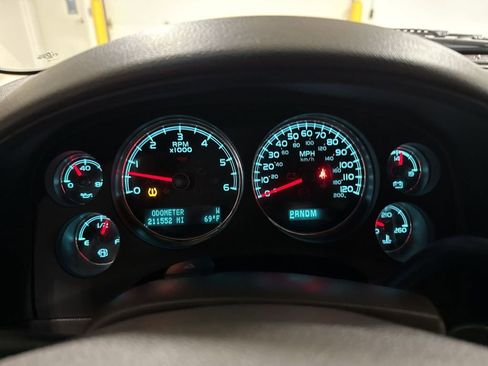 Used 2012 GMC Yukon XL Denali AWD/4WD image 12