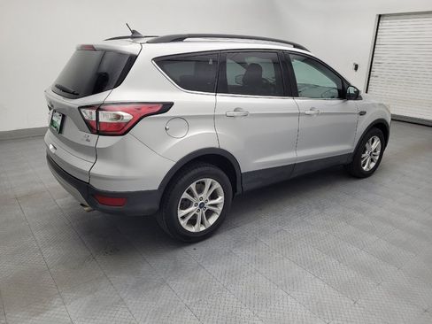 Used 2018 Ford Escape SE w/ SE Sync 3 Package AWD/4WD image 10