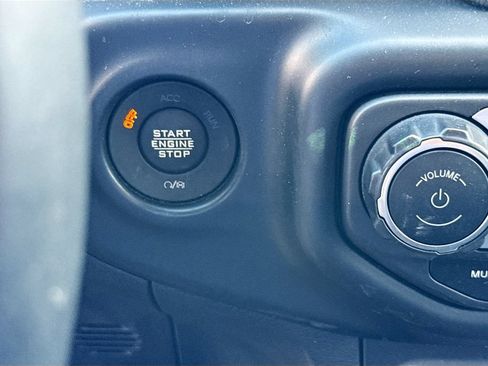 Used 2023 Jeep Wrangler Unlimited w/ Cold Weather Group AWD/4WD image 15