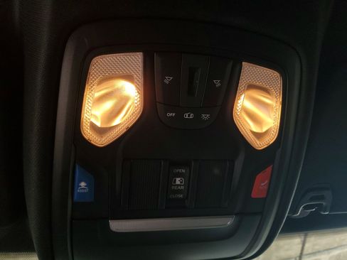 Used 2022 RAM 1500 Big Horn w/ Night Edition RWD image 21