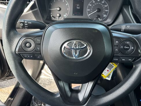 Used 2024 Toyota Corolla LE FWD image 26