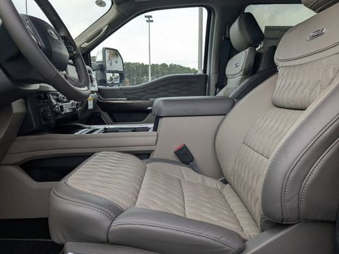 New 2026 Ford F350 Platinum w/ Platinum Plus Package image 21