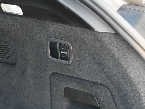 Used 2023 Porsche Cayenne GTS AWD/4WD image 48