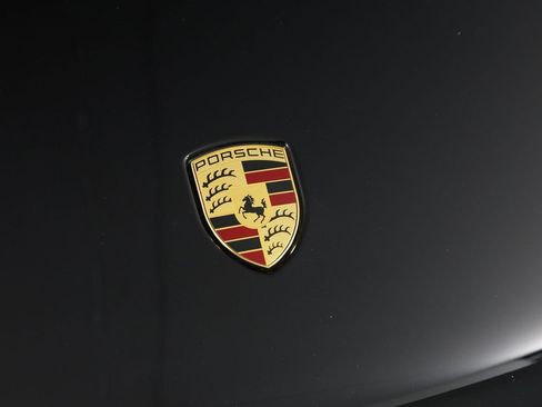 Certified 2026 Porsche Macan AWD/4WD image 29